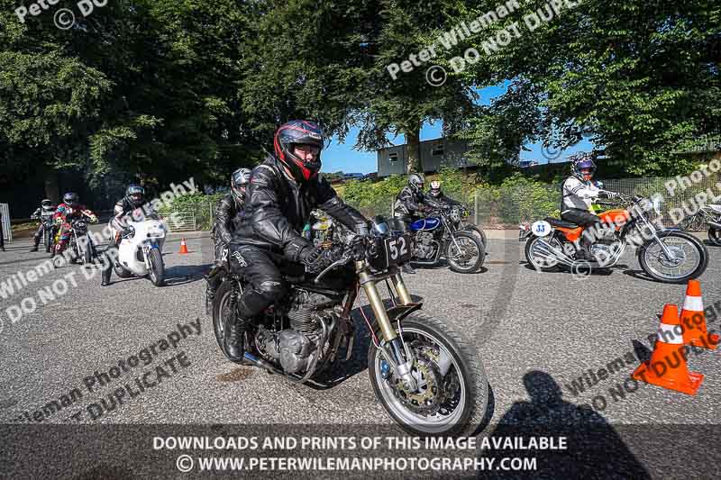 Vintage motorcycle club;eventdigitalimages;mallory park;mallory park trackday photographs;no limits trackdays;peter wileman photography;trackday digital images;trackday photos;vmcc festival 1000 bikes photographs